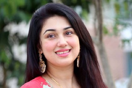 নায়ক-নায়িকাদের হল ভিজিট এখন নিয়মিত ব্যাপার