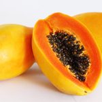 দেশে সহজলভ্য ফল পেঁপে পুষ্টিগুণে ভরা