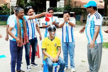 ব্রাজিলের সমর্থন ছেড়ে এক মণ দুধ দিয়ে গোসল