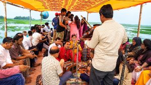 ভাটির সুরে বর্ষার ছন্দে হাওরের বুকে শব্দকথা হাওর বিলাস