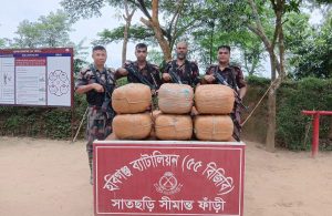 ৫৫ বিজিবির অভিযানে আসামীসহ মাদকদ্রব্য ও ভারতীয় পণ্য জব্দ
