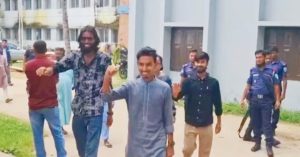 মুচলেকায় মুক্তি পেলেন মাহদী হাসানসহ তিনজন