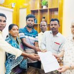 হবিগঞ্জের চা শ্রমিকরা নিজেদের ভাষাসহ ছয় দফা দাবি জানিয়েছেন