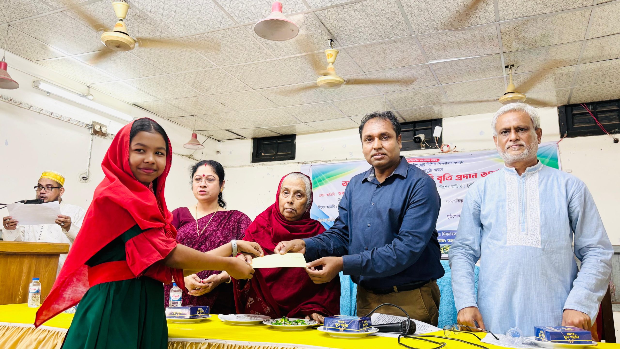 আব্দুল হান্নান চৌধুরী স্মৃতি বৃত্তি অনুষ্ঠানে ভিসি ড. জহিরুল হক