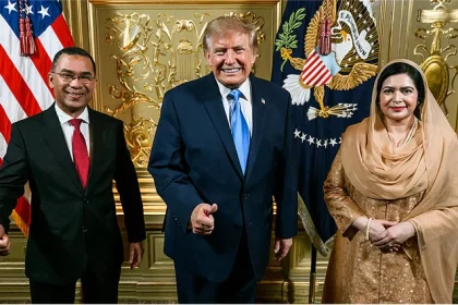 মার্কিন প্রেসিডেন্ট ও ফার্স্ট লেডির সঙ্গে প্রধানমন্ত্রী তারেক রহমান